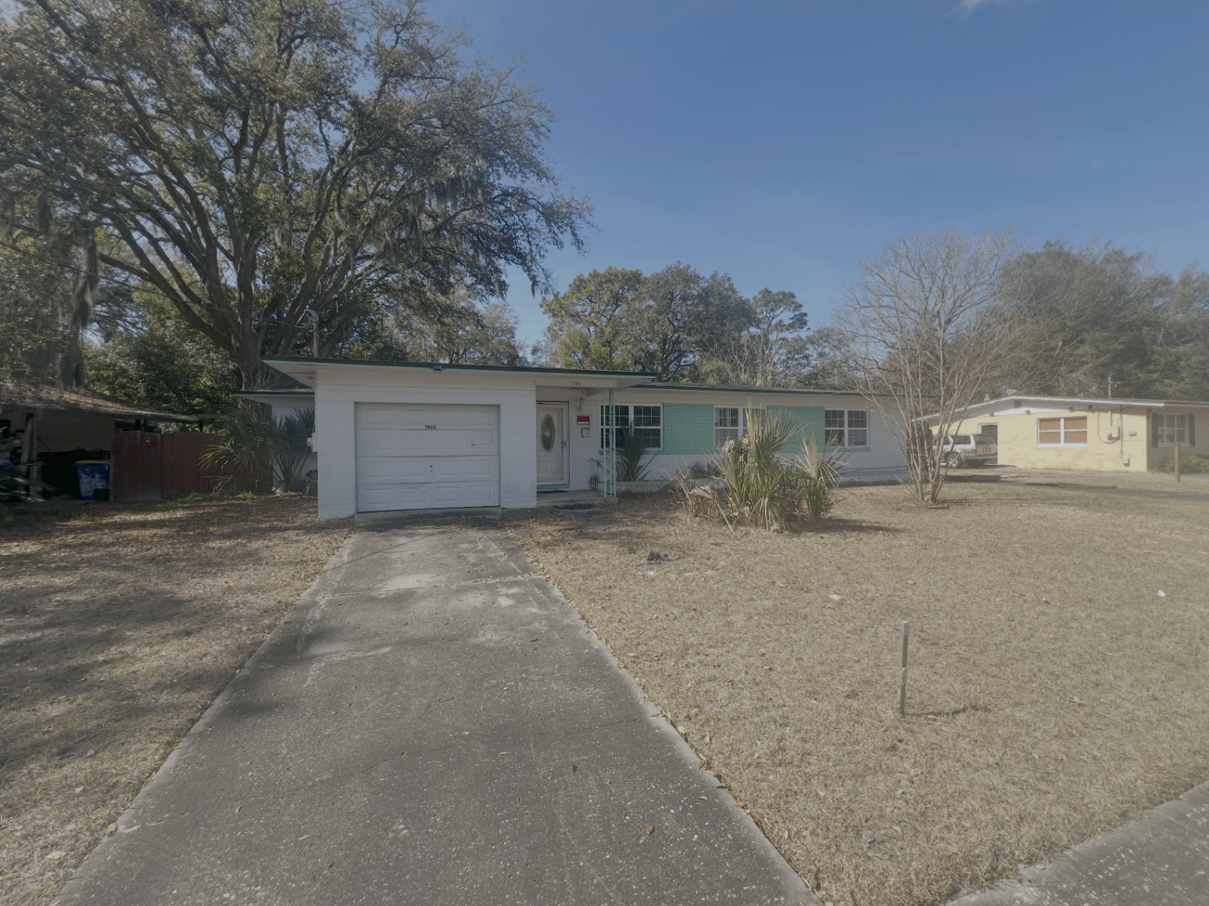 Ranch home before renovation